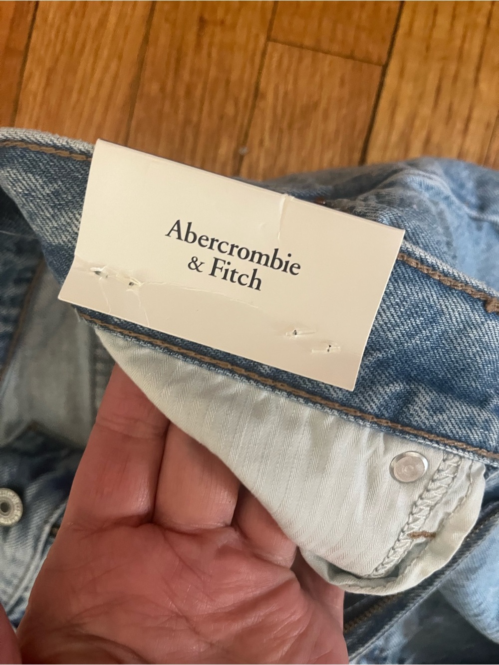 Abercrombie & Fitch Low Rise Ultra Loose Jeans – Size 25 – NWT - Picture 5 of 6